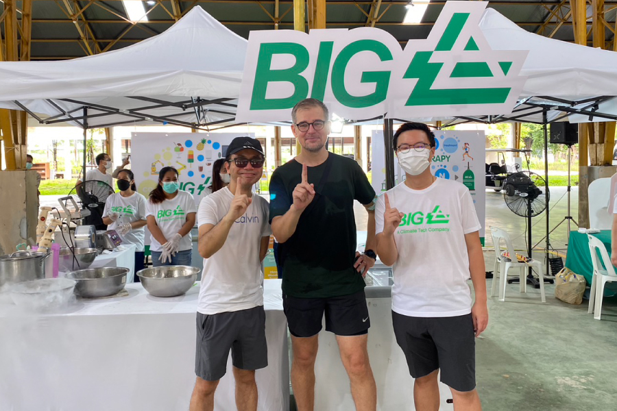 Plogging for Green and Clean BKKan